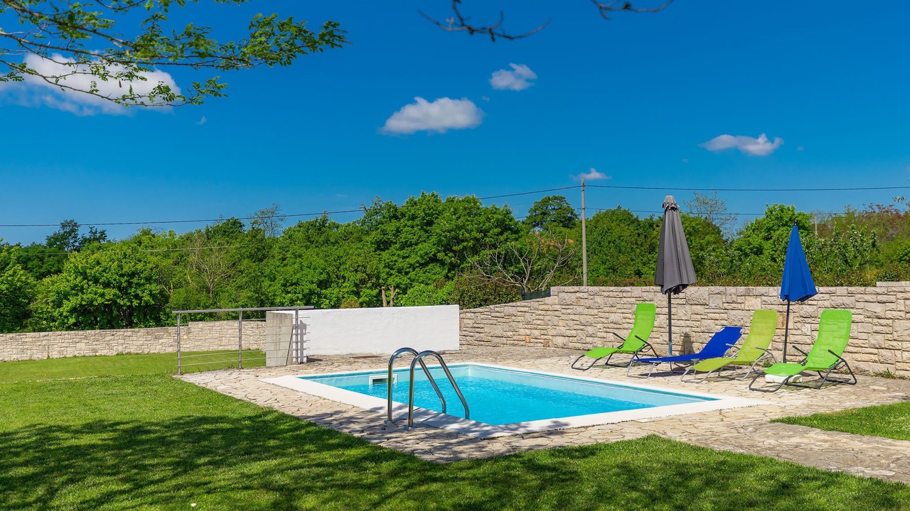 Photo of Outdoor in Zminj