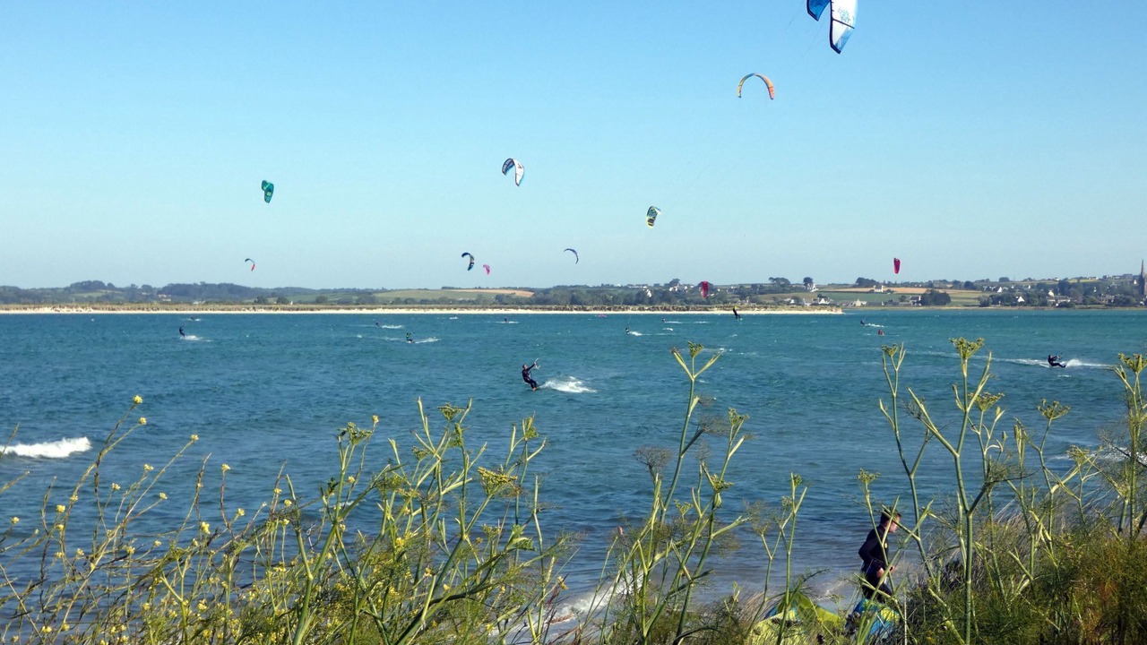 Photo of Others in Plouneour-Trez