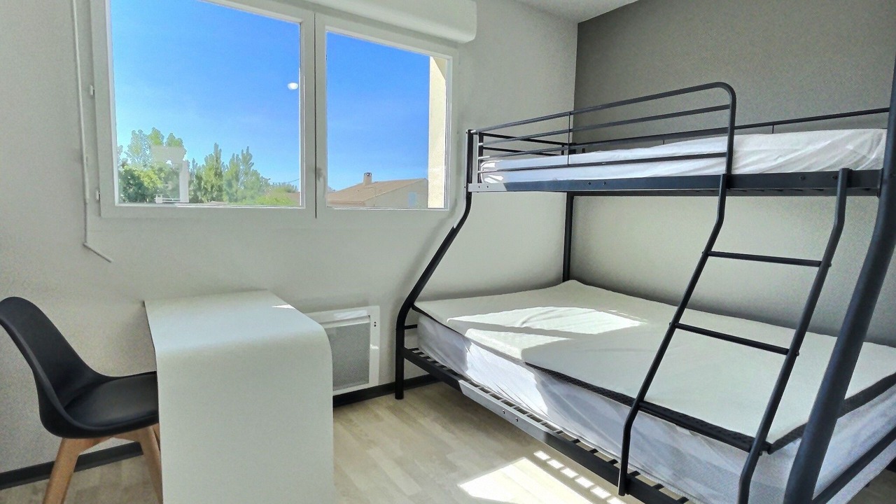 Photo of Bedroom in Serignan