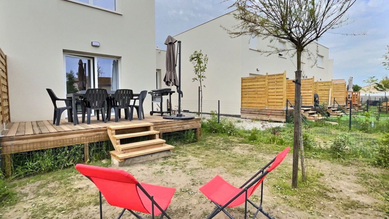 Photo of Outdoor in Serignan