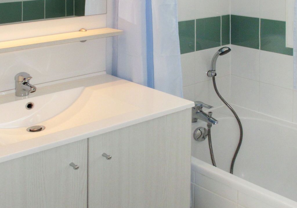 Photo of Bathroom in Parentis-en-Born