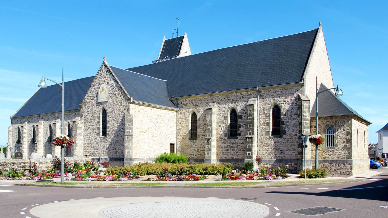 Photo of Others in Creances