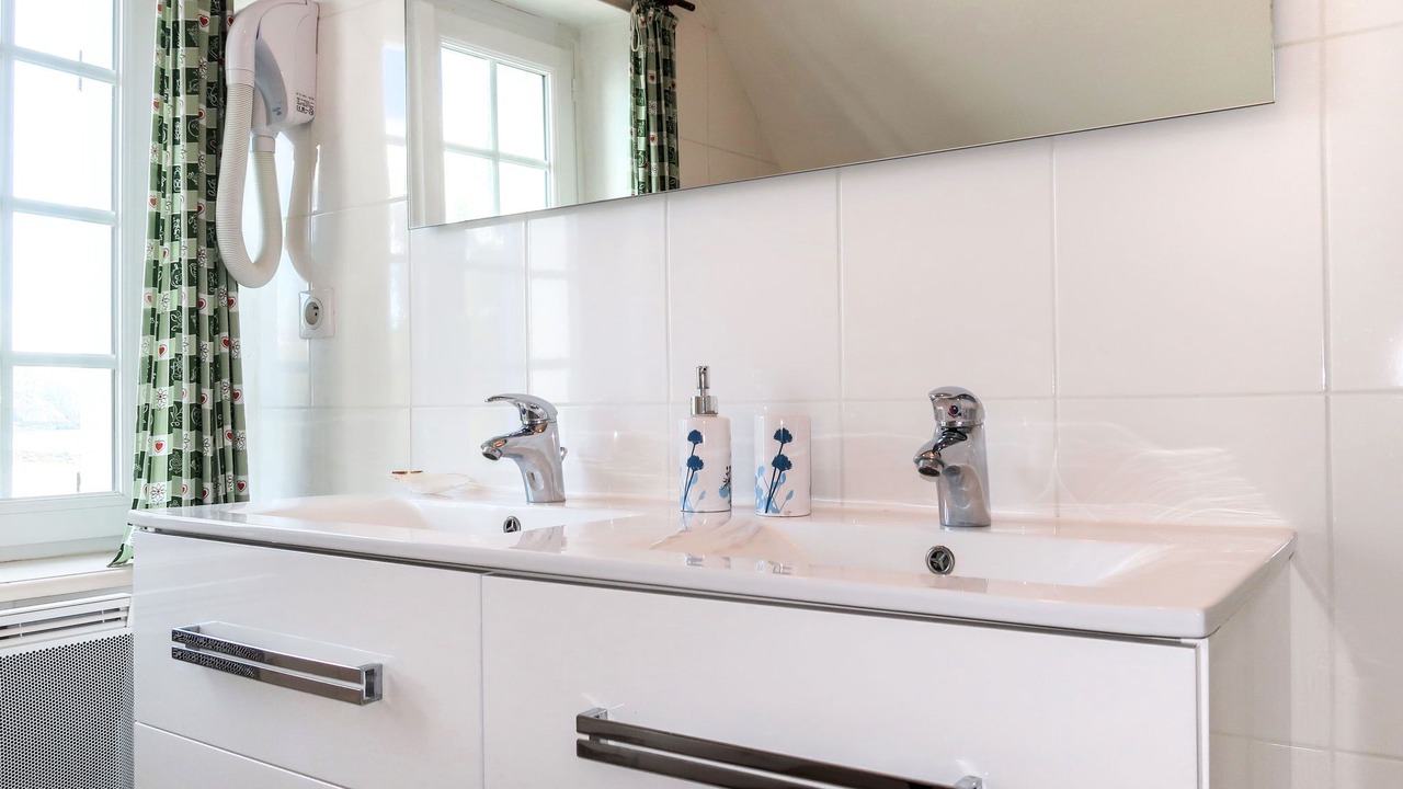 Photo of Bathroom in Morgat