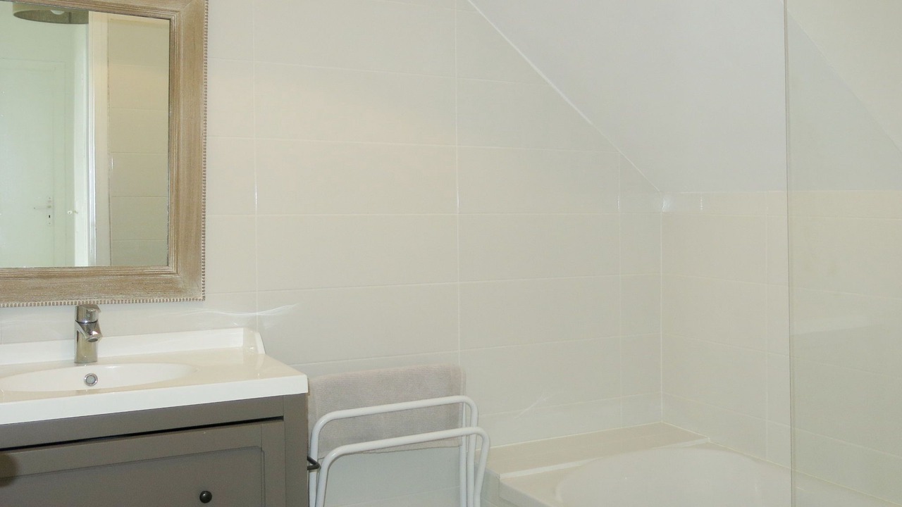 Photo of Bathroom in Saint-Gildas-de-Rhuys