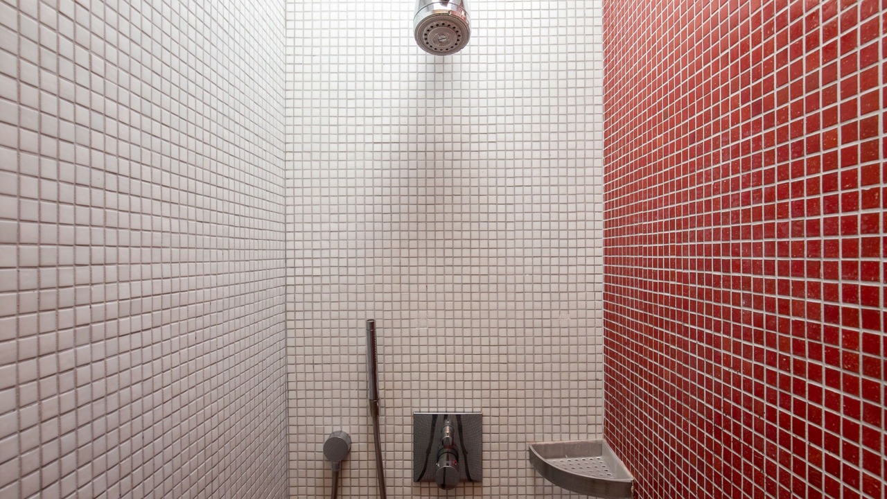Photo of Bathroom in Locquirec