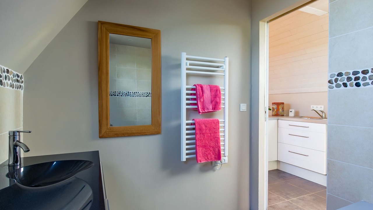 Photo of Bathroom in Locquirec