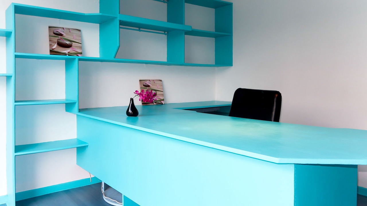 Photo of Others in Cast