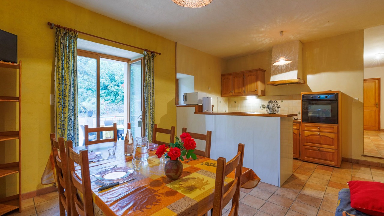 Photo of Livingroom in Barjac