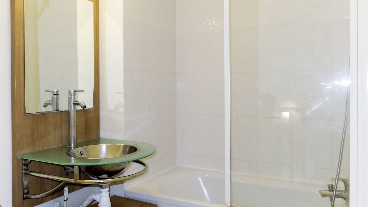 Photo of Bathroom in Azay-le-Rideau
