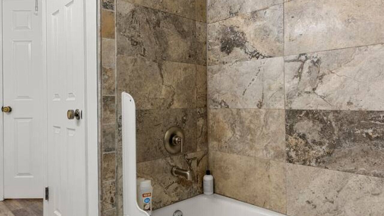 Photo of Bathroom in Olivette