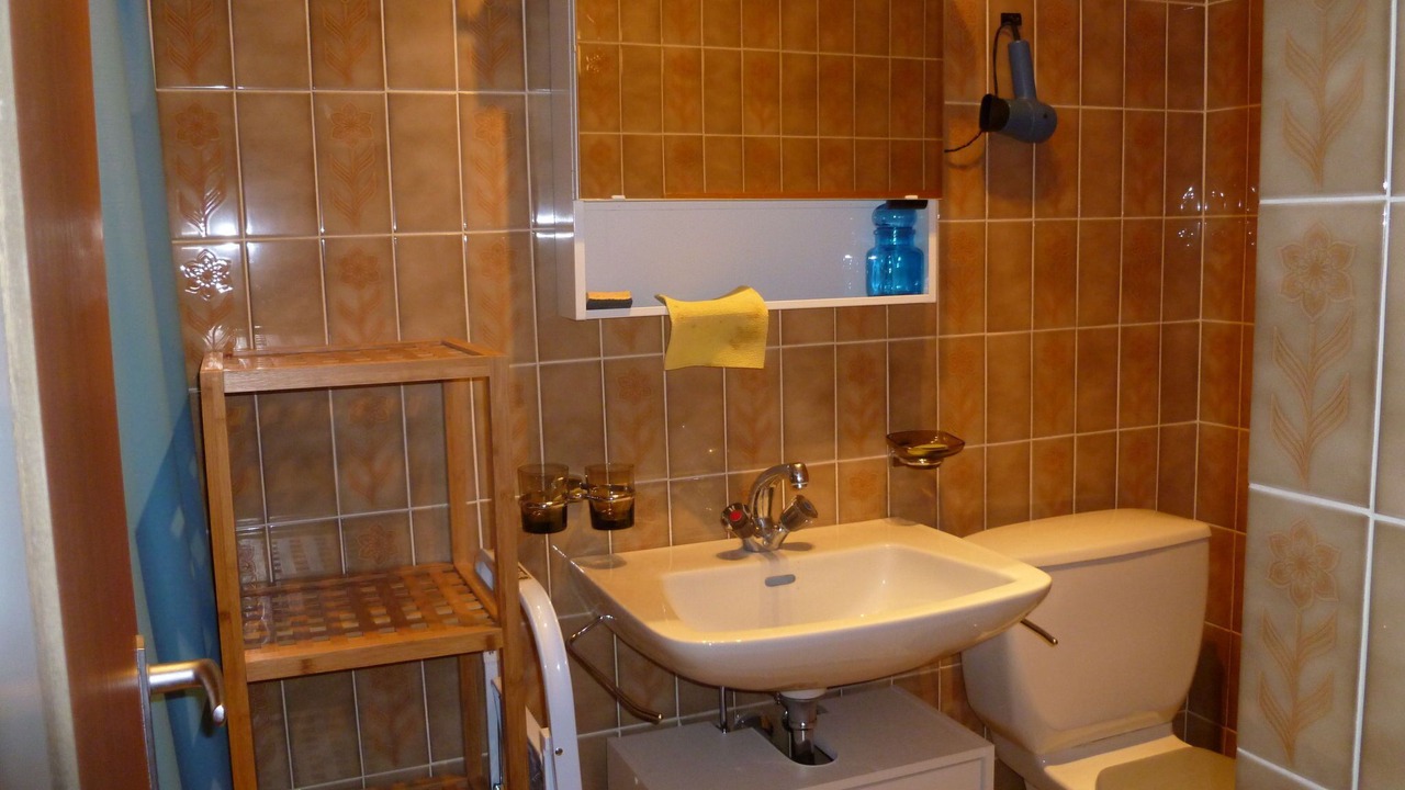 Photo of Bathroom in Vex