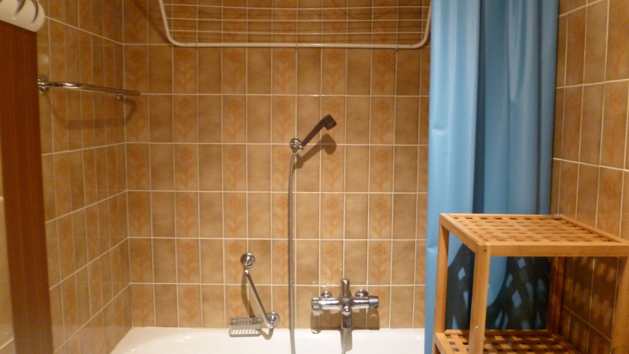 Photo of Bathroom in Vex