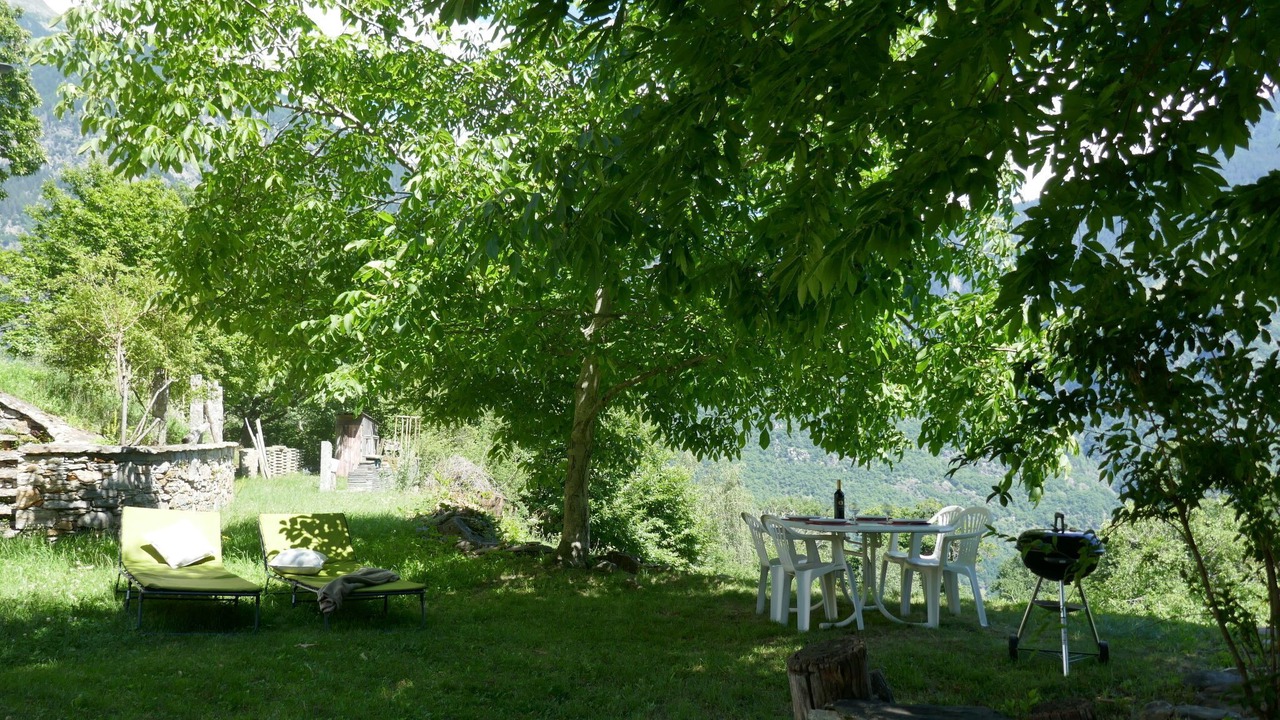 Photo of Outdoor in Semione