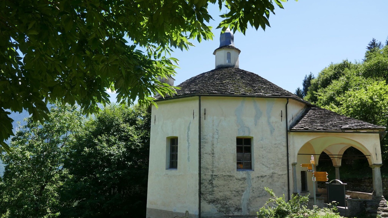 Photo of Others in Semione
