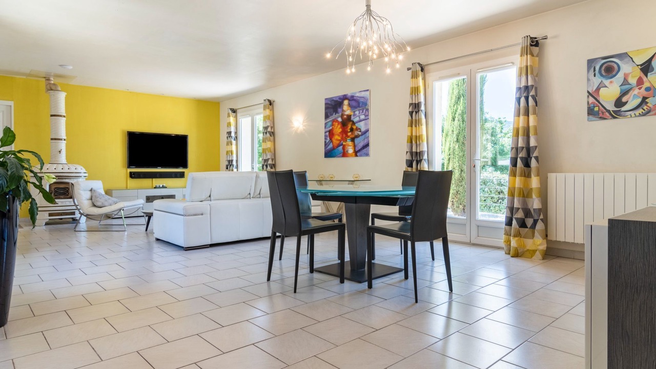 Photo of Livingroom in Rocbaron