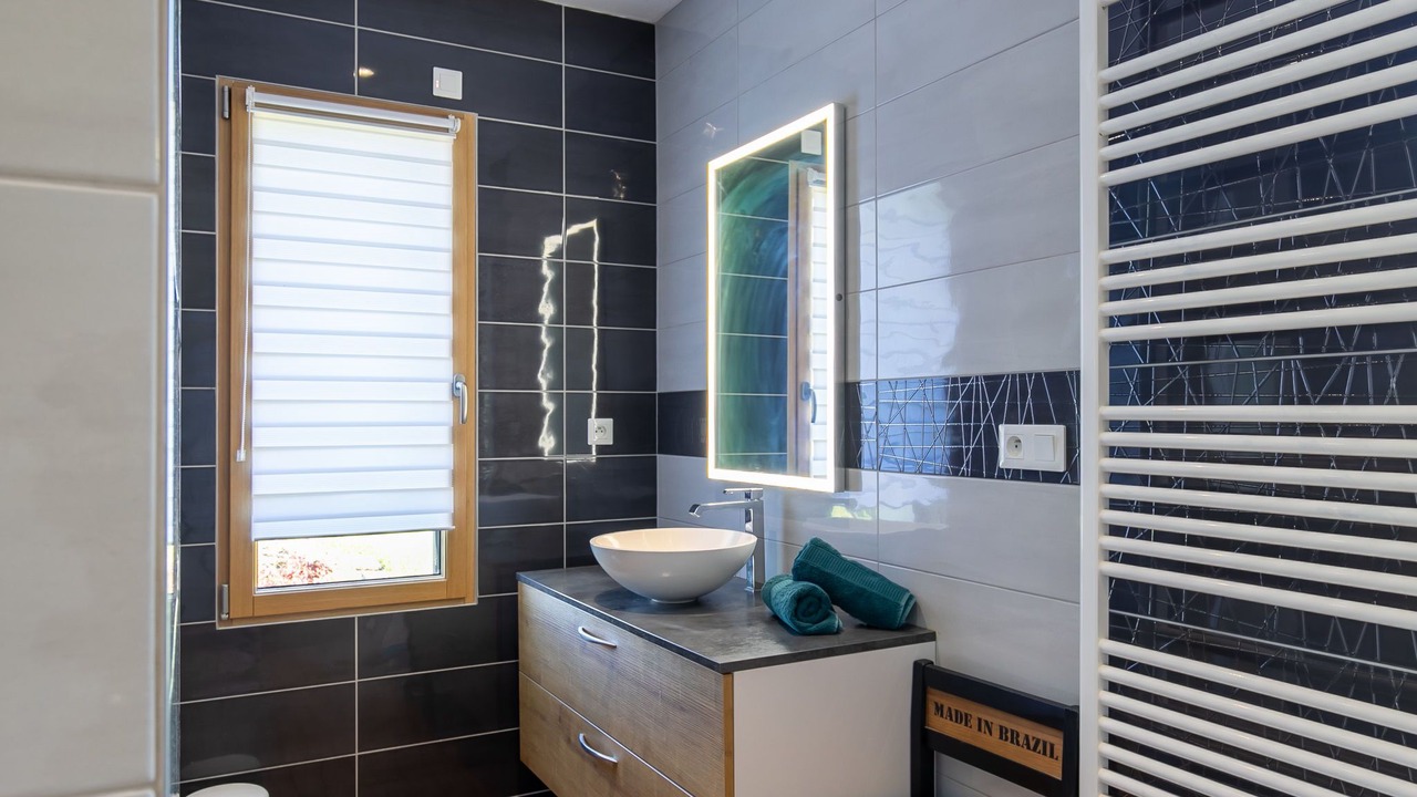 Photo of Bathroom in Ploumilliau