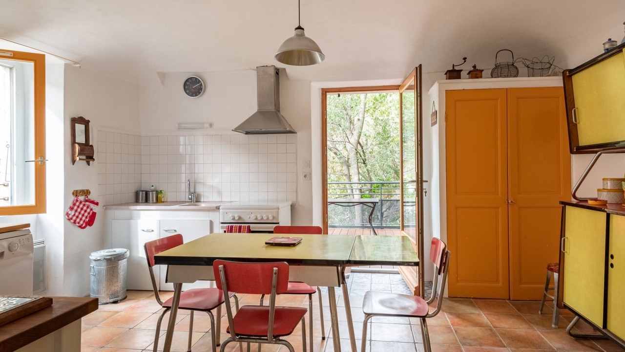 Photo of Bedroom in Saint-Montan