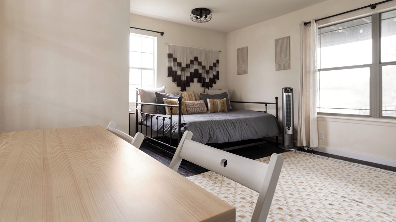 Photo of Bedroom in Del Valle