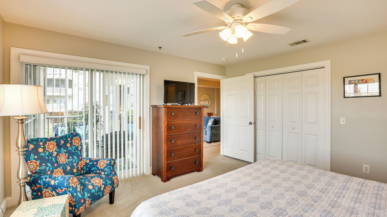 Photo of Bedroom in Darien