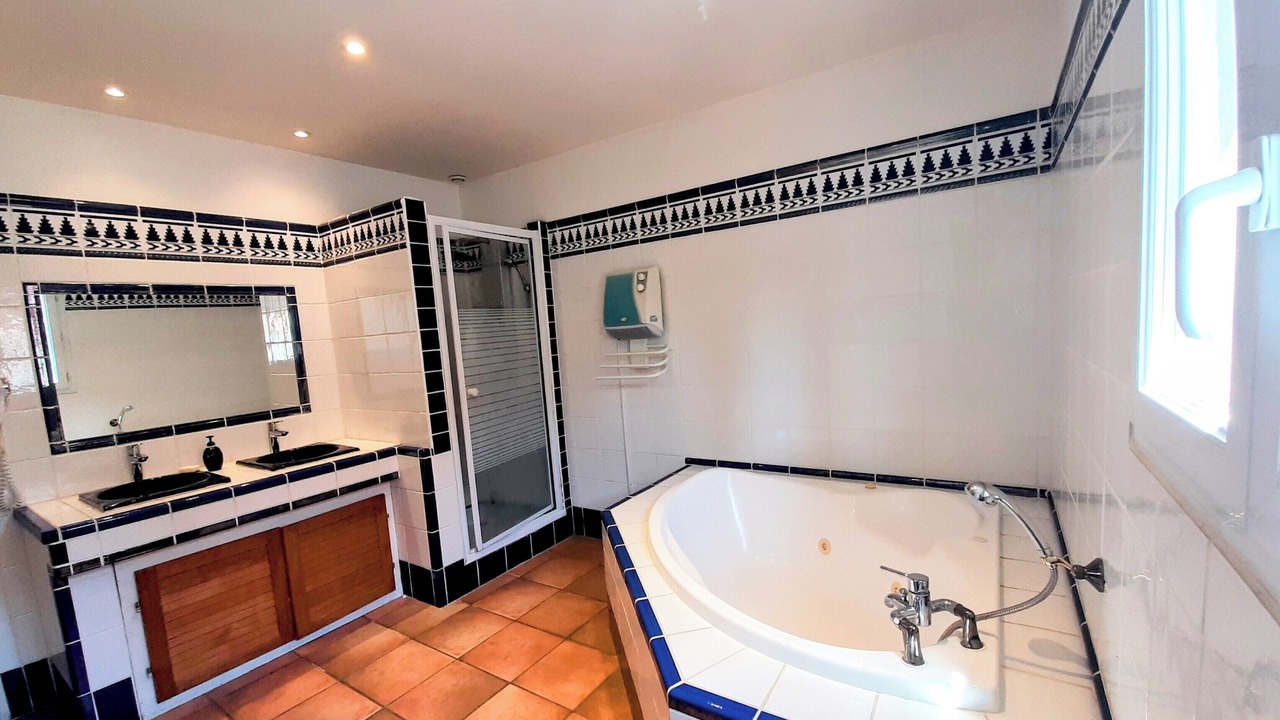 Photo of Bathroom in Espira de l'Agly
