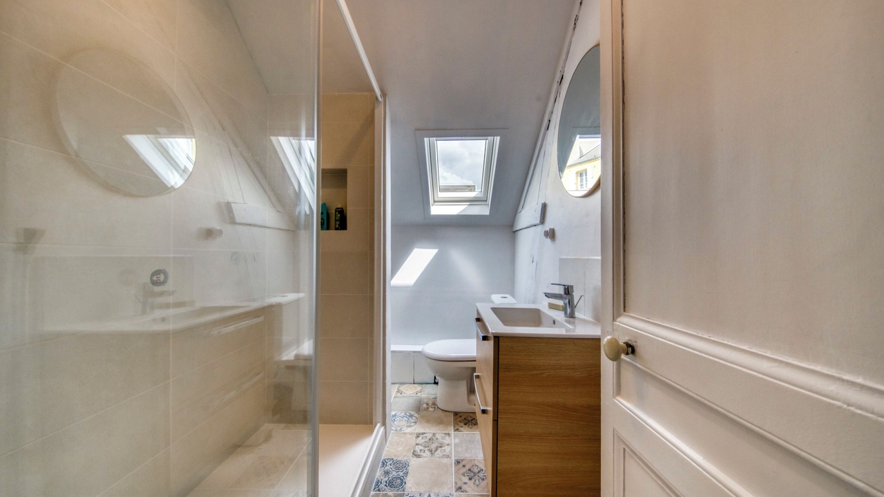 Photo of Bathroom in Saint-Martin-du-Littoral