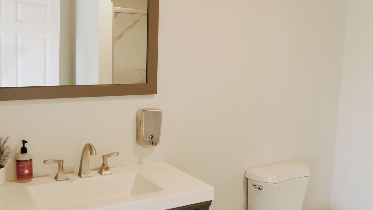 Photo of Bathroom in Jayhawk
