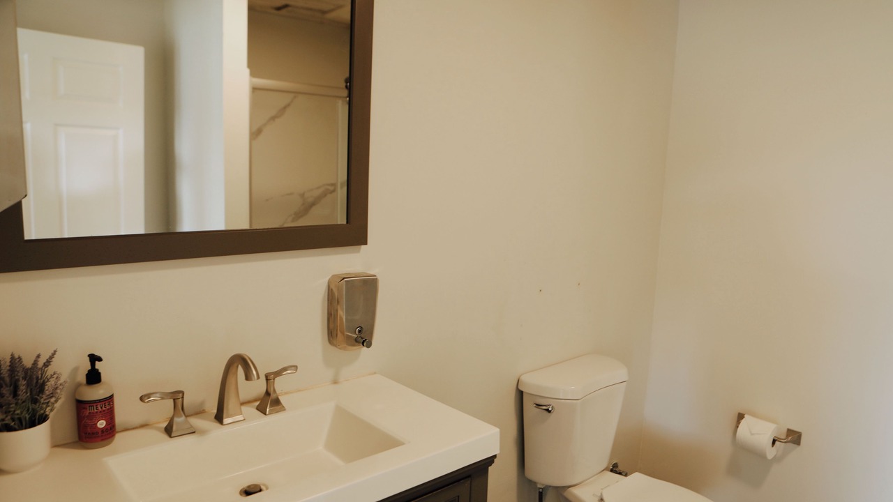 Photo of Bathroom in Jayhawk