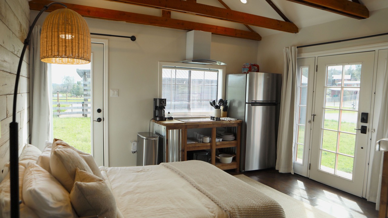 Photo of Bedroom in Jayhawk