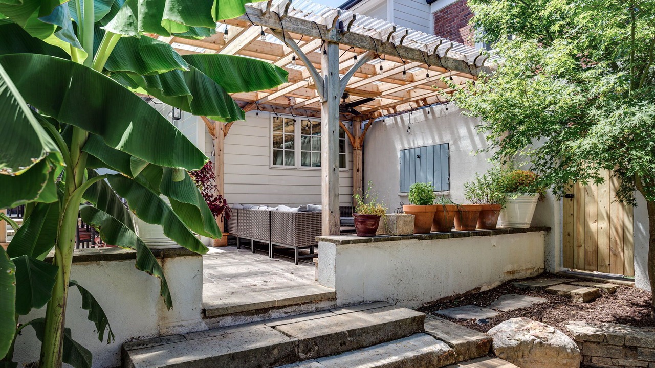 Photo of Patio Balcony in University Park