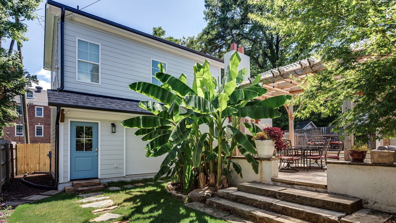 Photo of Patio Balcony in University Park