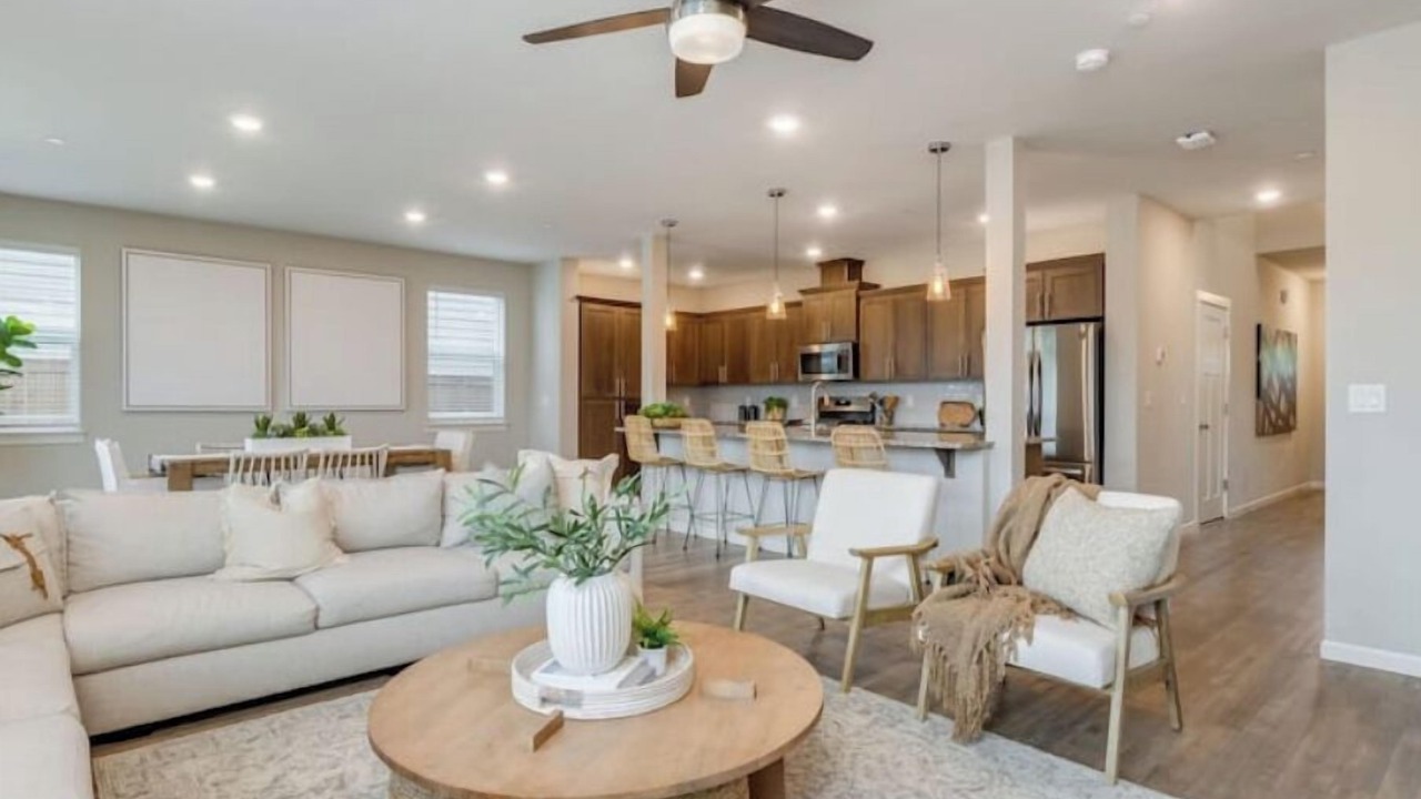 Photo of Livingroom in Carver