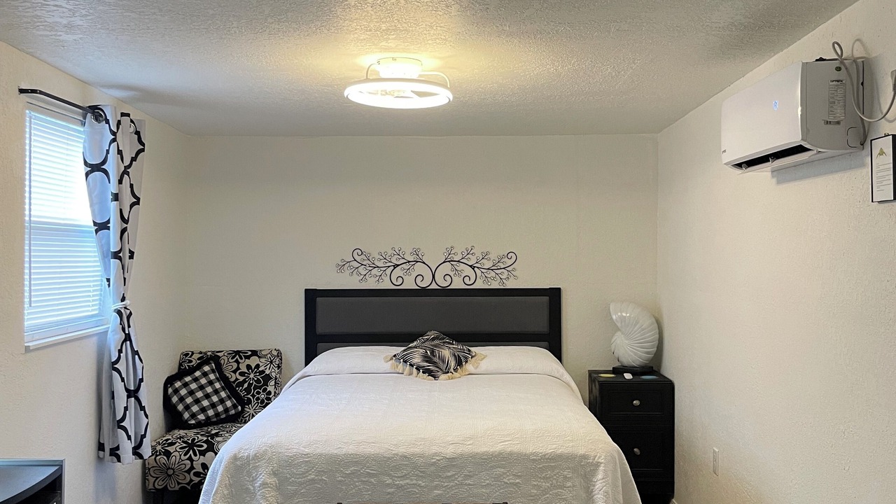 Photo of Bedroom in Winter Haven