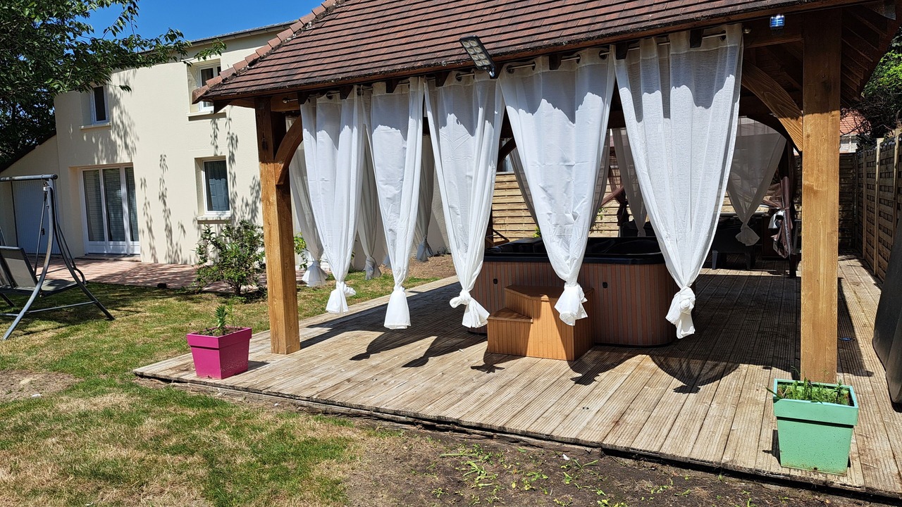 Photo of Patio Balcony in Les Breviaires