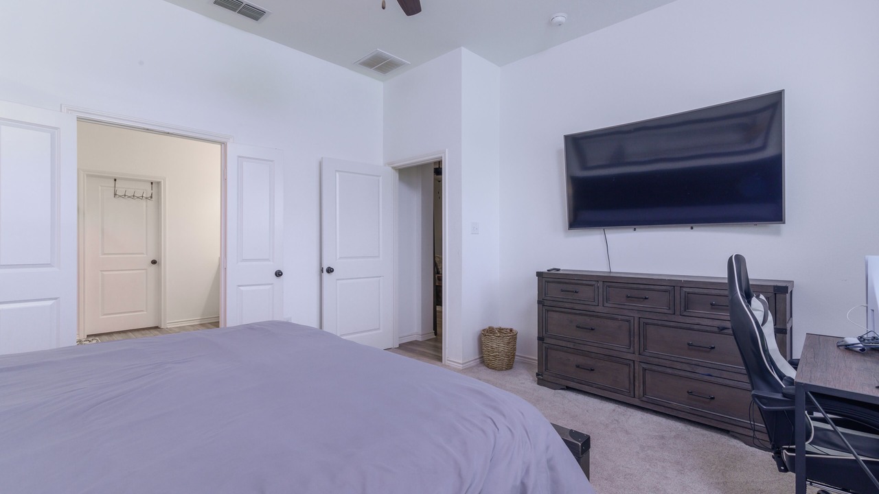 Photo of Bedroom in Lindale