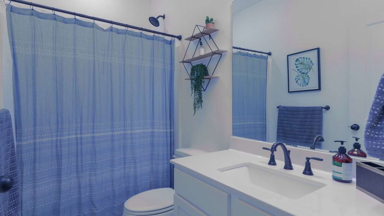 Photo of Bathroom in Lindale