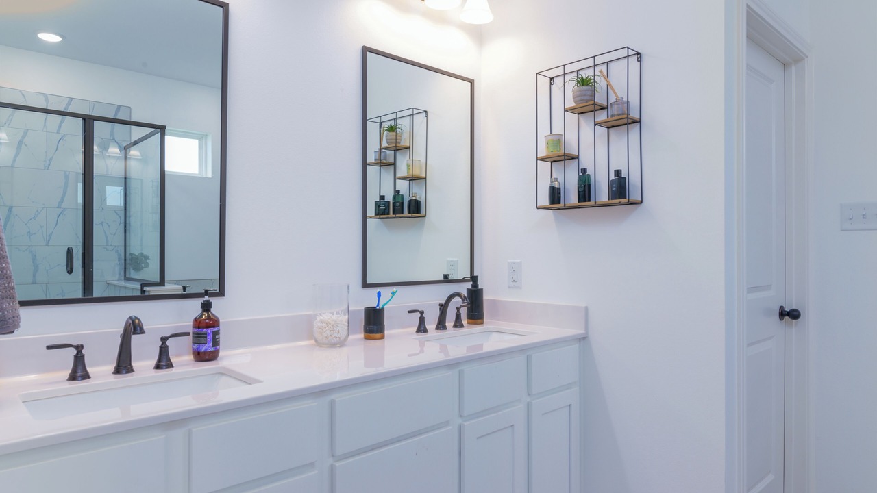 Photo of Bathroom in Lindale