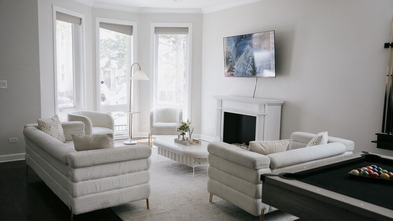 Photo of Livingroom in Cragin