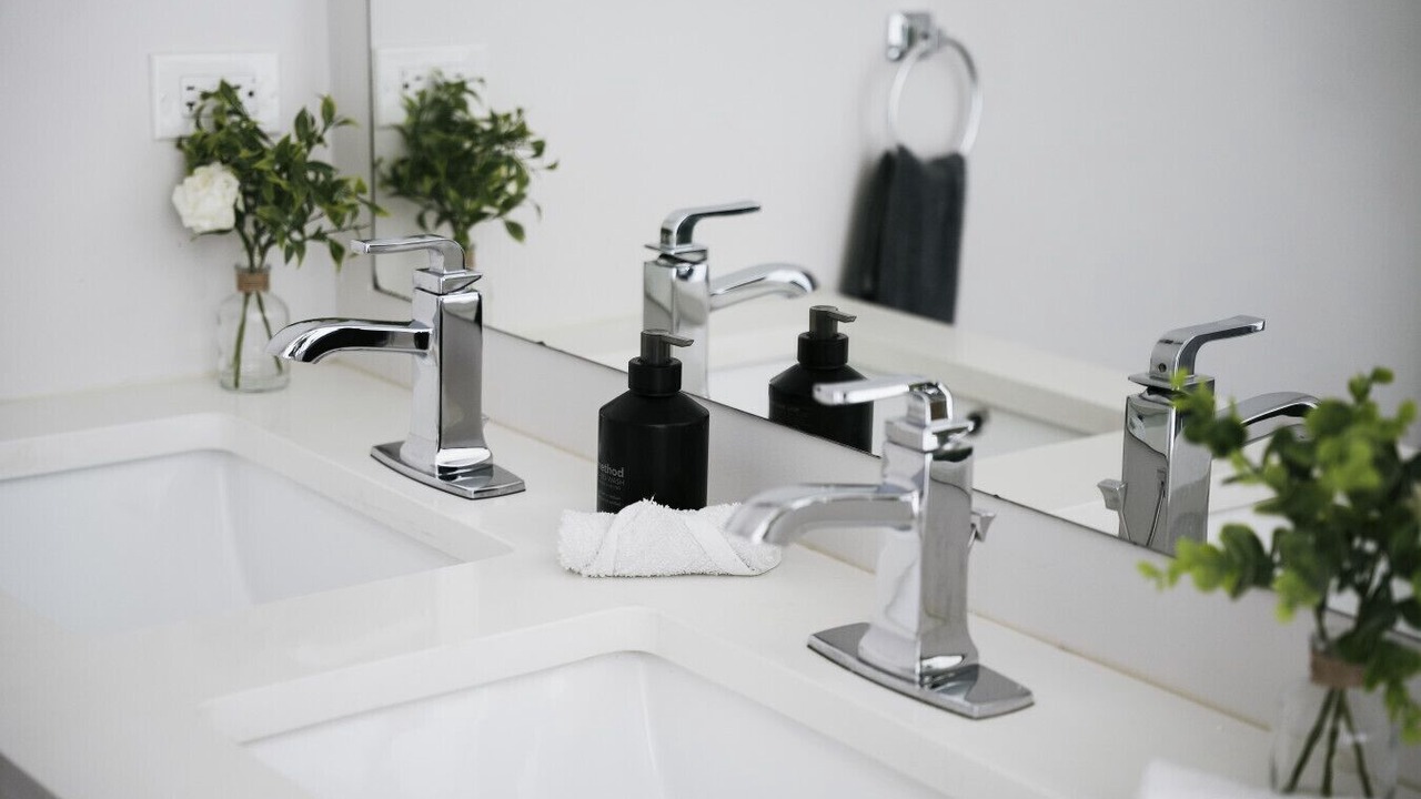 Photo of Bathroom in Cragin