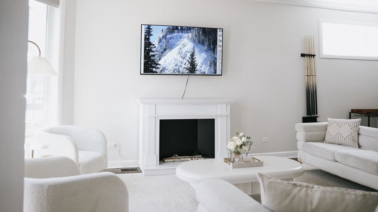 Photo of Livingroom in Cragin