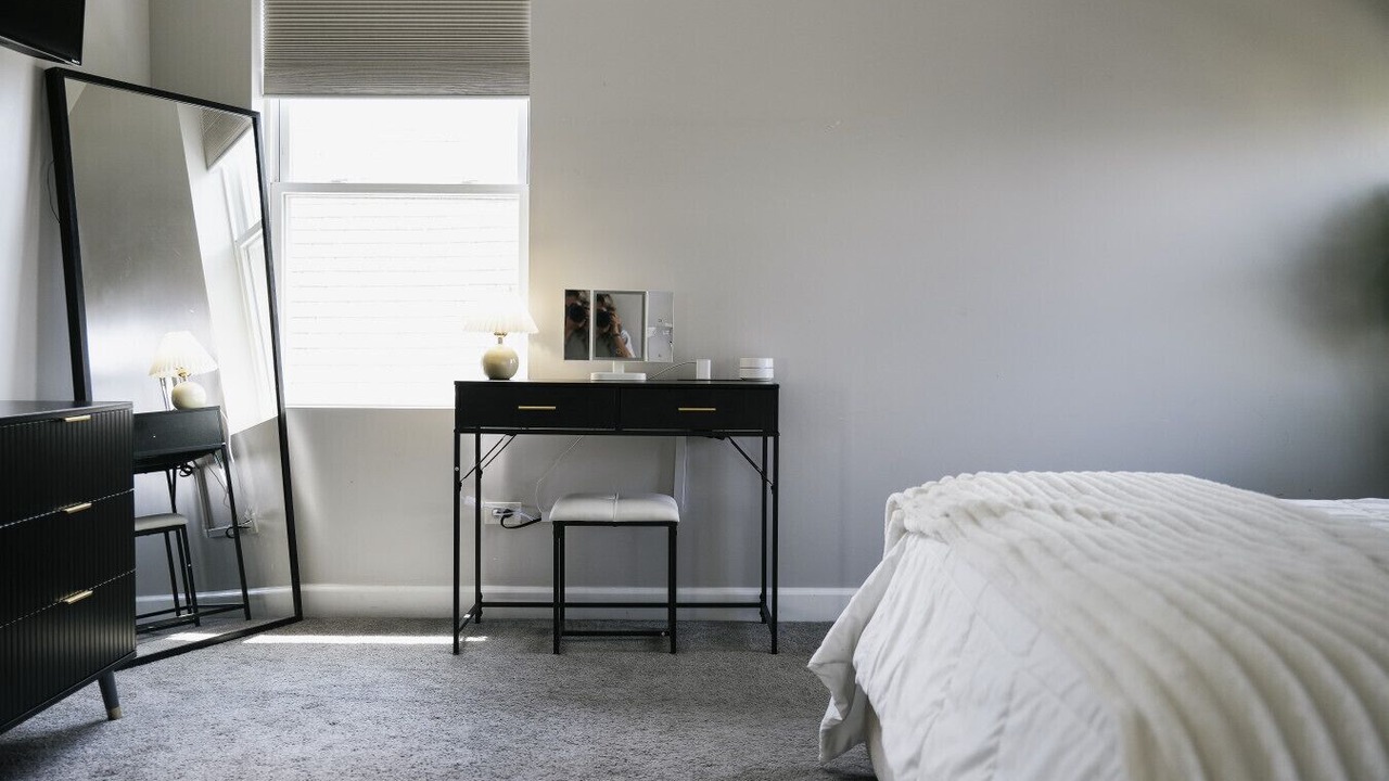 Photo of Bedroom in Cragin