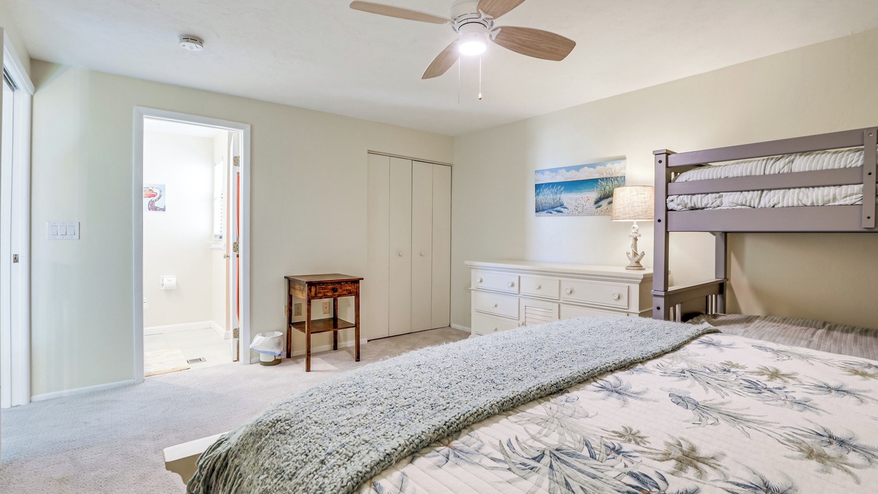 Photo of Bedroom in Englewood