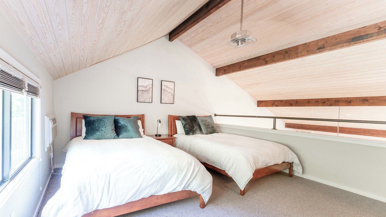 Photo of Bedroom in Wintergreen