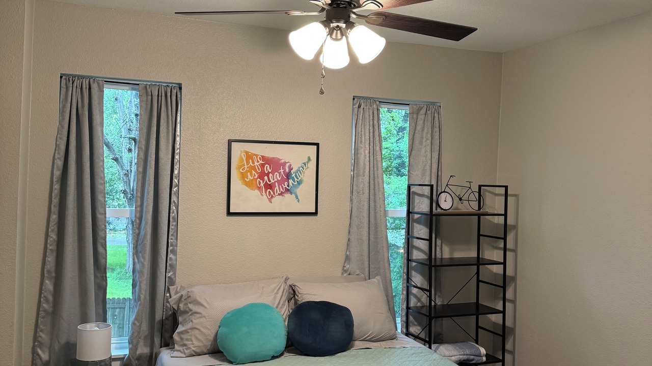 Photo of Bedroom in Marshall