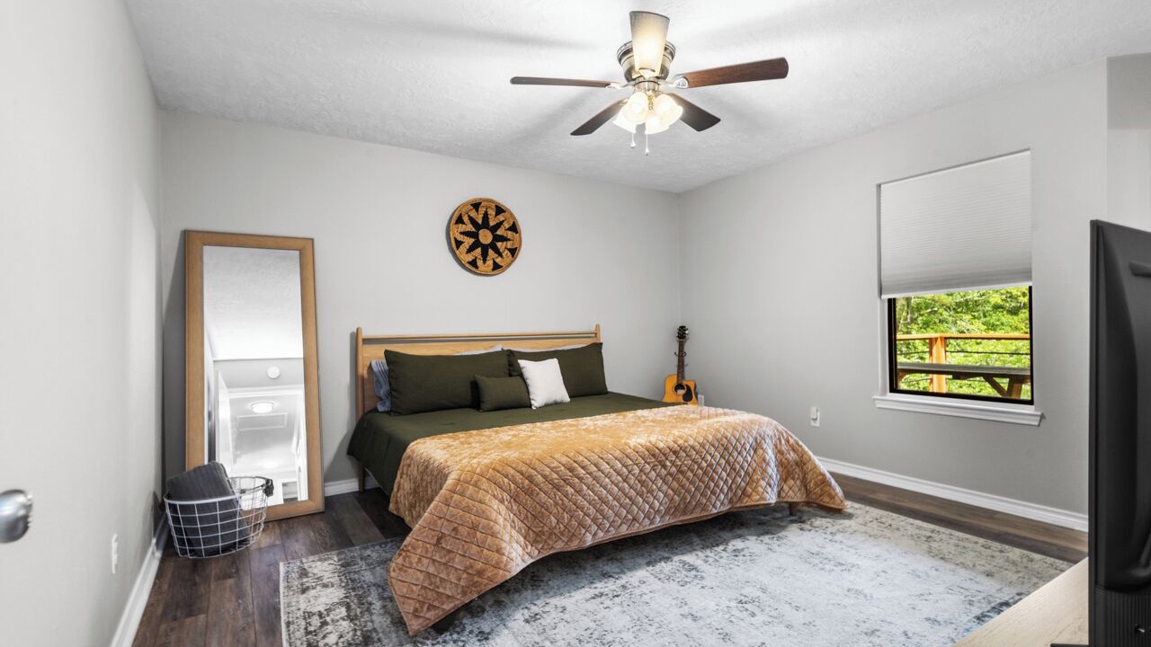 Photo of Bedroom in Brookeland