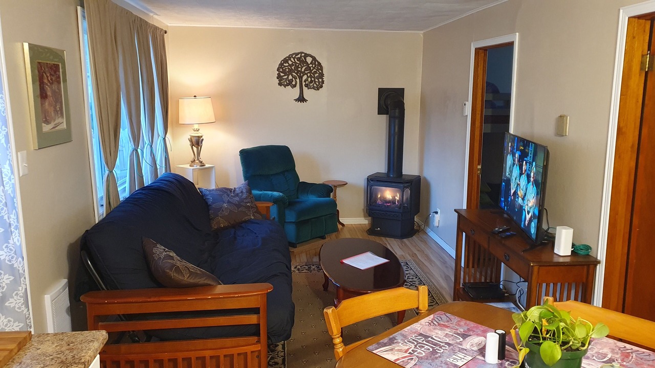 Photo of Livingroom in Thessalon