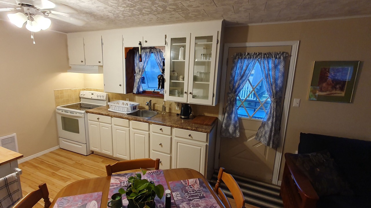 Photo of Kitchen in Thessalon