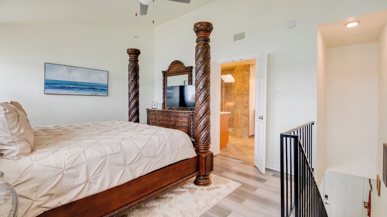 Photo of Bedroom in Seven Coves