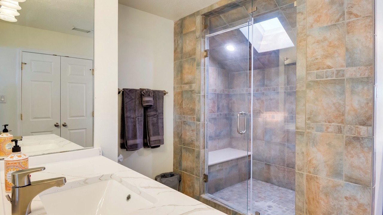 Photo of Bathroom in Seven Coves