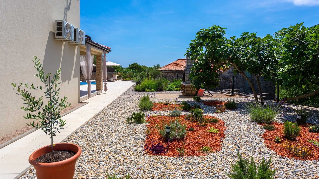 Photo of Patio Balcony in Nenadici