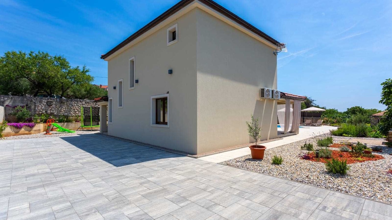 Photo of Outdoor in Nenadici